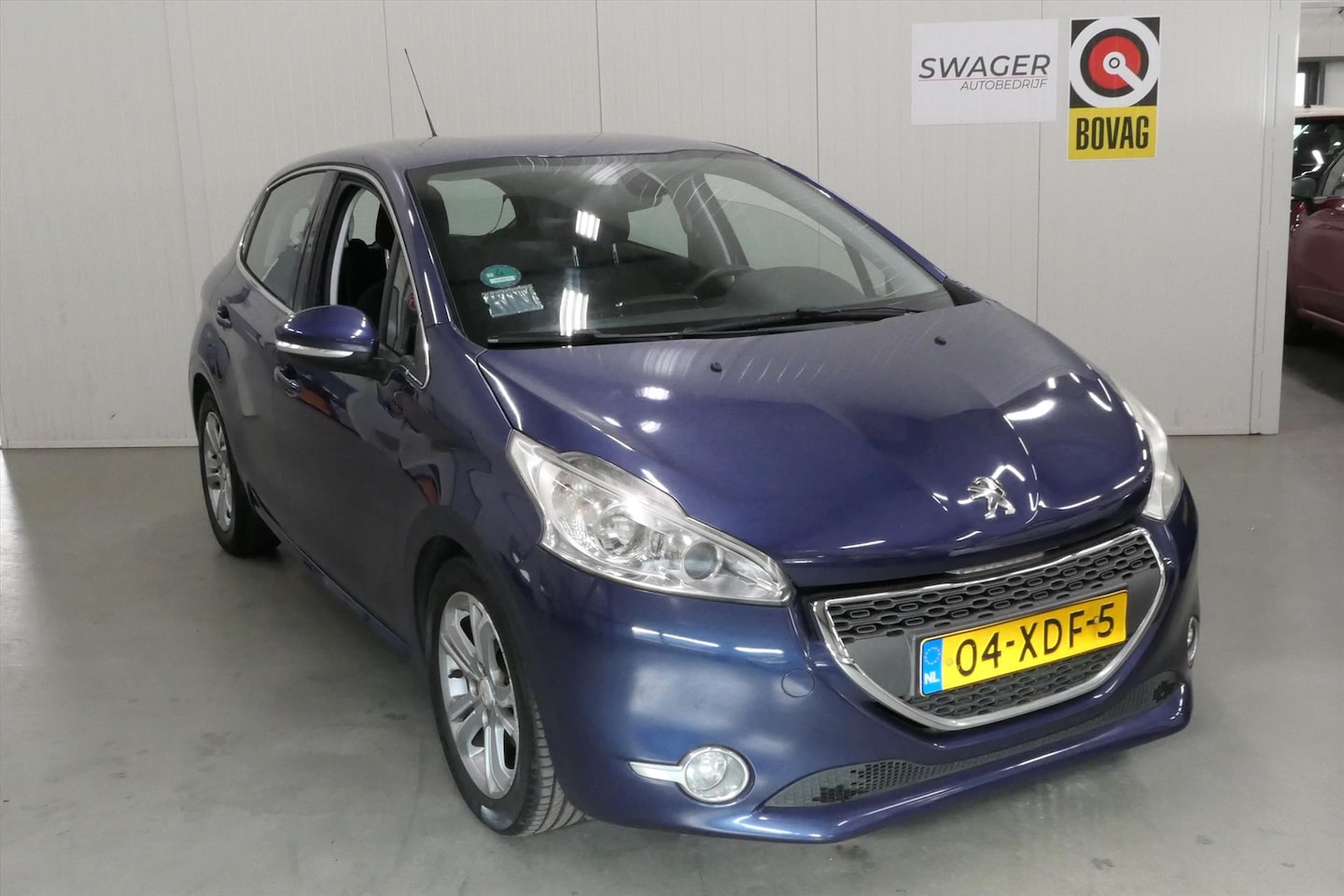 Peugeot 208 - 1.4 VTi 95PK 5D Allure(1ste eigenaars&Dealeronderhouden) - AutoWereld.nl