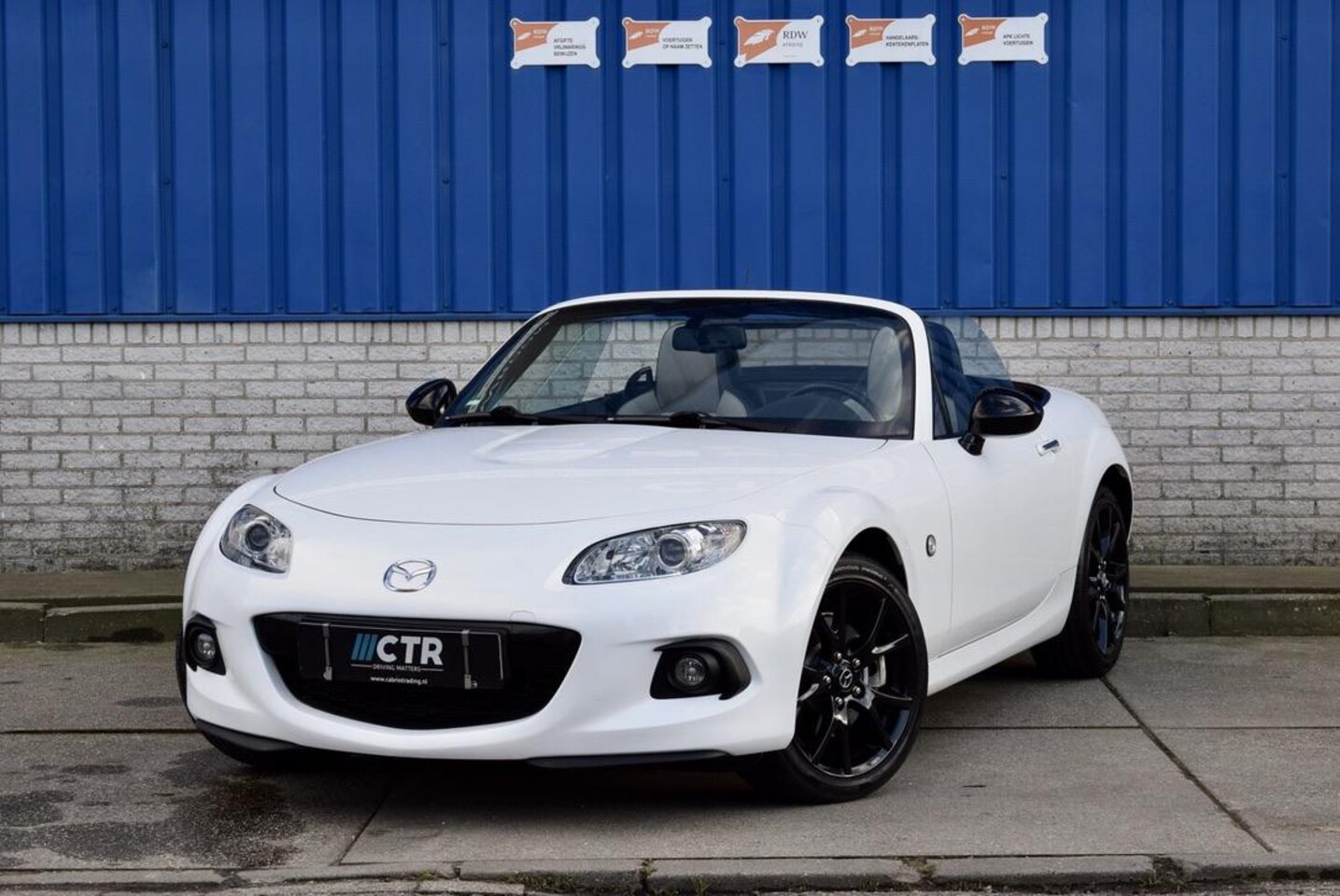 MAZDA MX-5