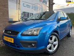 Ford Focus - 1.6-16V First Edition|Automaat|Airco|5-drs|Apple carplay|