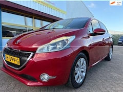 Peugeot 208 - 1.2 PureTech AUTOMAAT