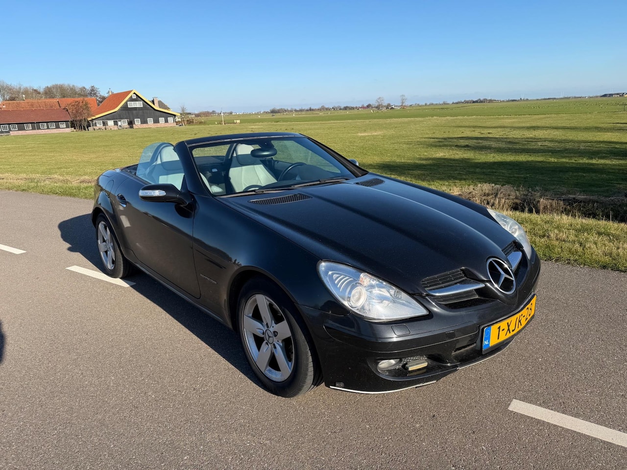 Mercedes-Benz SLK-klasse - 200 K. Automaat Navi Leer Camera Apple Car Play - AutoWereld.nl