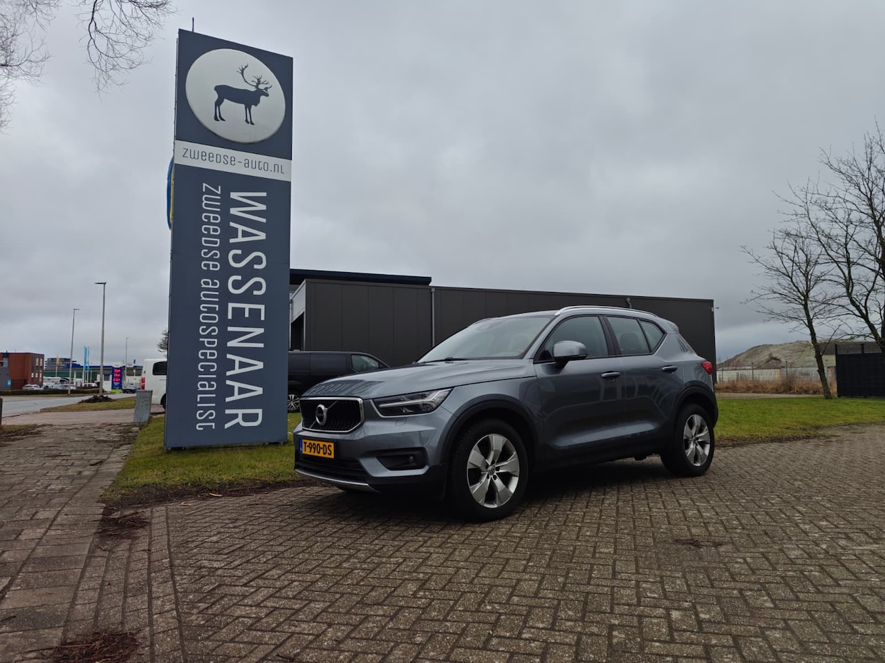 Volvo XC40 - T4 Momentum | Rijklaarprijs | Intelli Safe | - AutoWereld.nl