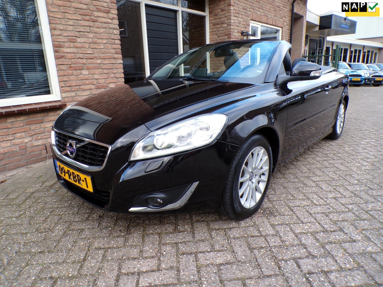 Volvo C70 Convertible - 2.5 T5 Tourer Automaat / Leder / Navi - AutoWereld.nl