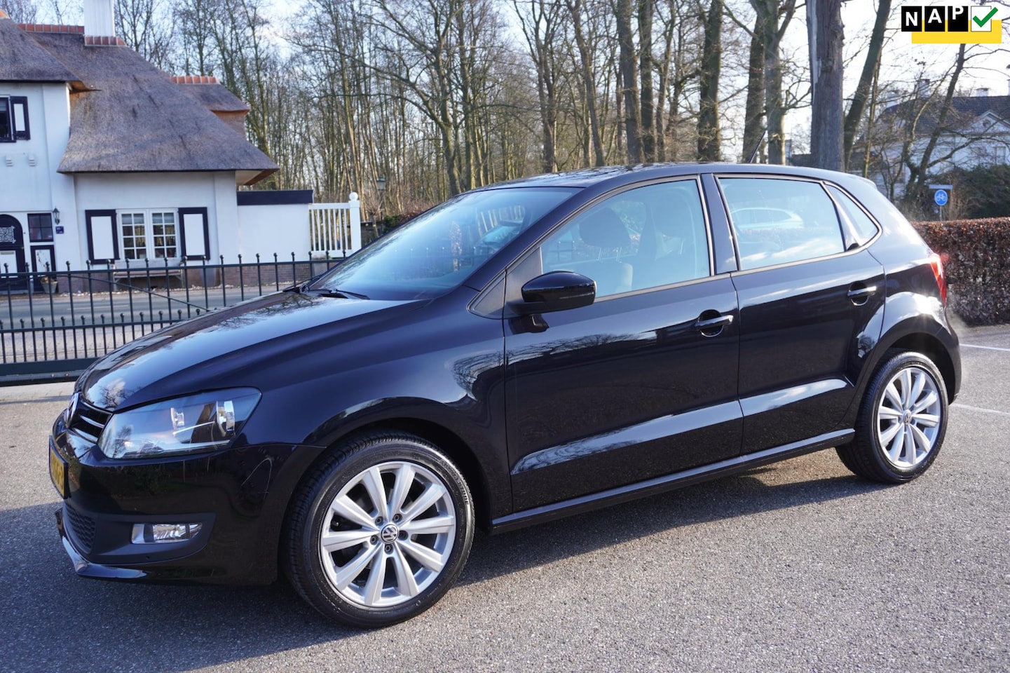 Volkswagen Polo - 1.2 TSI BlueMotion Comfort Edition 5 Drs Airco Cruise Lm Velgen Dealer onderhouden - AutoWereld.nl