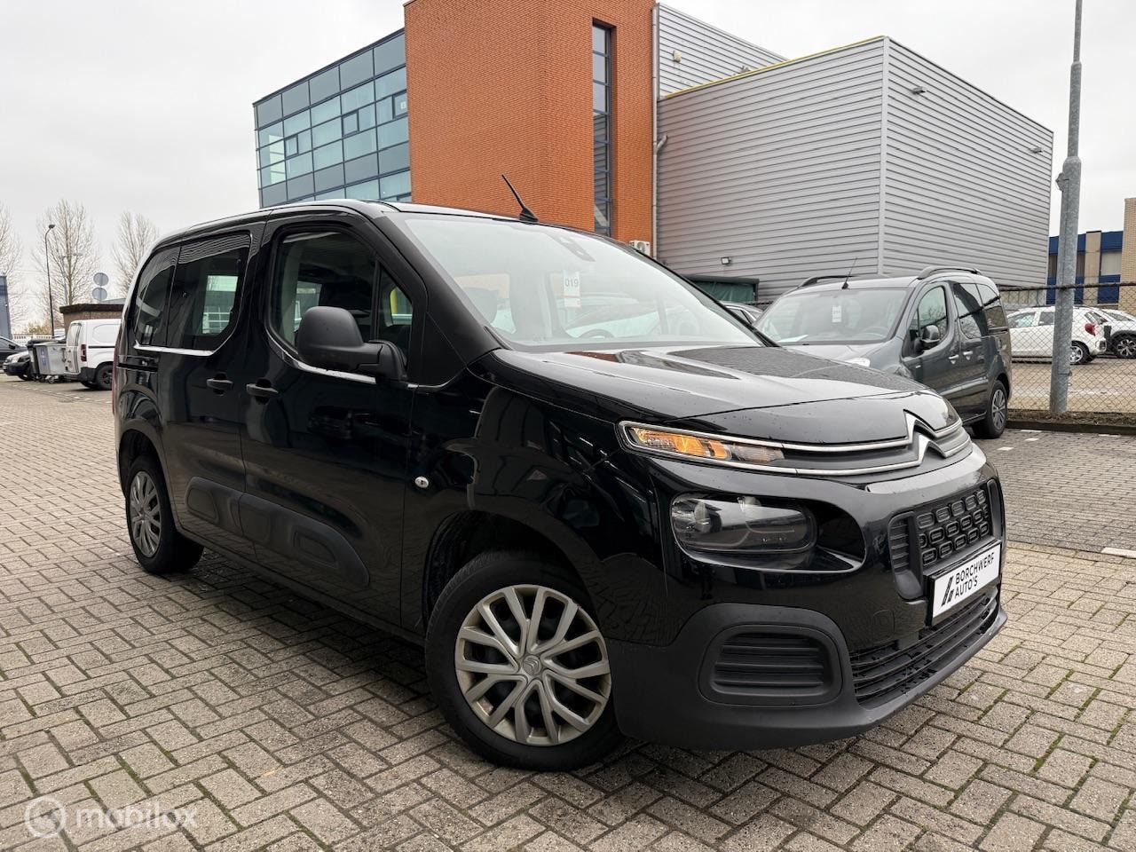 Citroën Berlingo - 1.2 Benzine | Bluetooth | 5 zitplaatsen - AutoWereld.nl