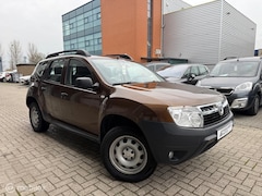 Dacia Duster - 1.6 Benzine | Trekhaak| Lage km's | Hoge instap