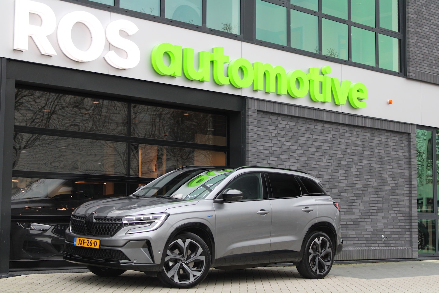 Renault Austral - 1.2 E-Tech full hybrid 200 iconic | BTW | PANO | ACC | 360 | STOEL&STUUR VERW | ELEK STOEL - AutoWereld.nl
