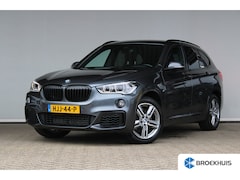 BMW X1 - xDrive20i High Executive | Alcantara bekleding | Afneembare trekhaak | Keyless start |