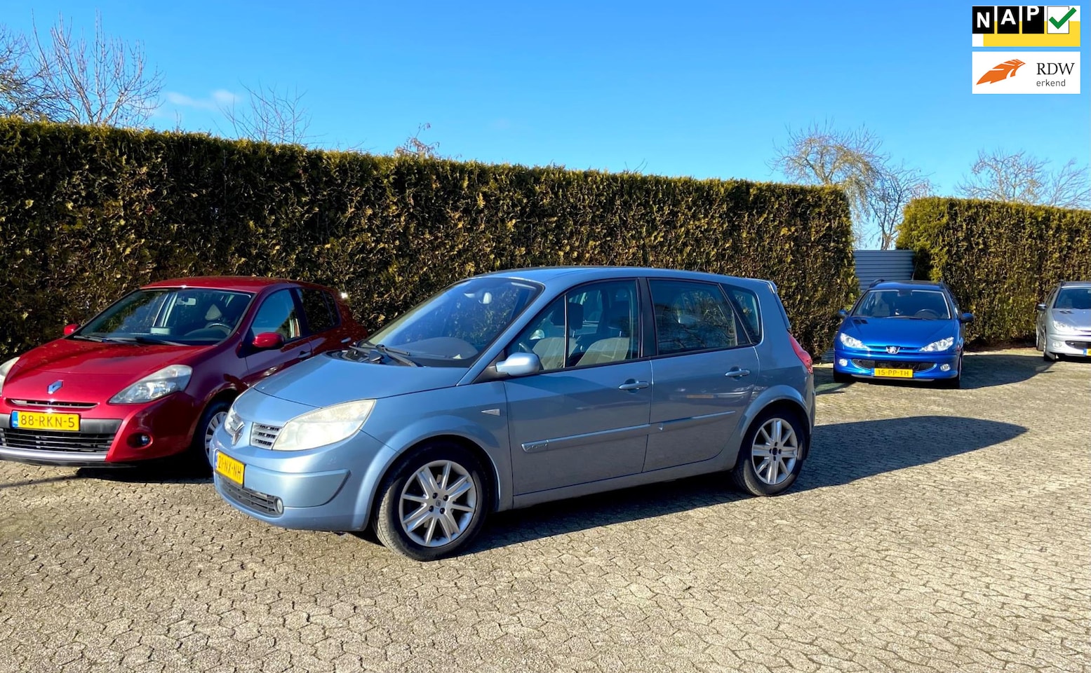 Renault Scénic - 2.0-16V AUTOMAAT NAVI AIRCO APK - AutoWereld.nl