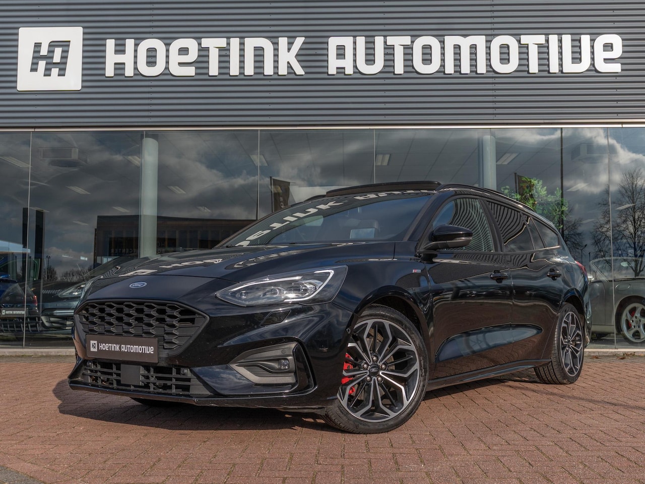 Ford Focus Wagon - 1.5 EcoBoost ST Line Business | B&O | Hud | Pano | Elc trekhaak - AutoWereld.nl