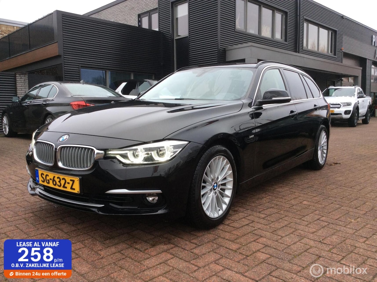 BMW 3-serie Touring - 318i Luxury Edition Nav St Verw Trekh Nap - AutoWereld.nl
