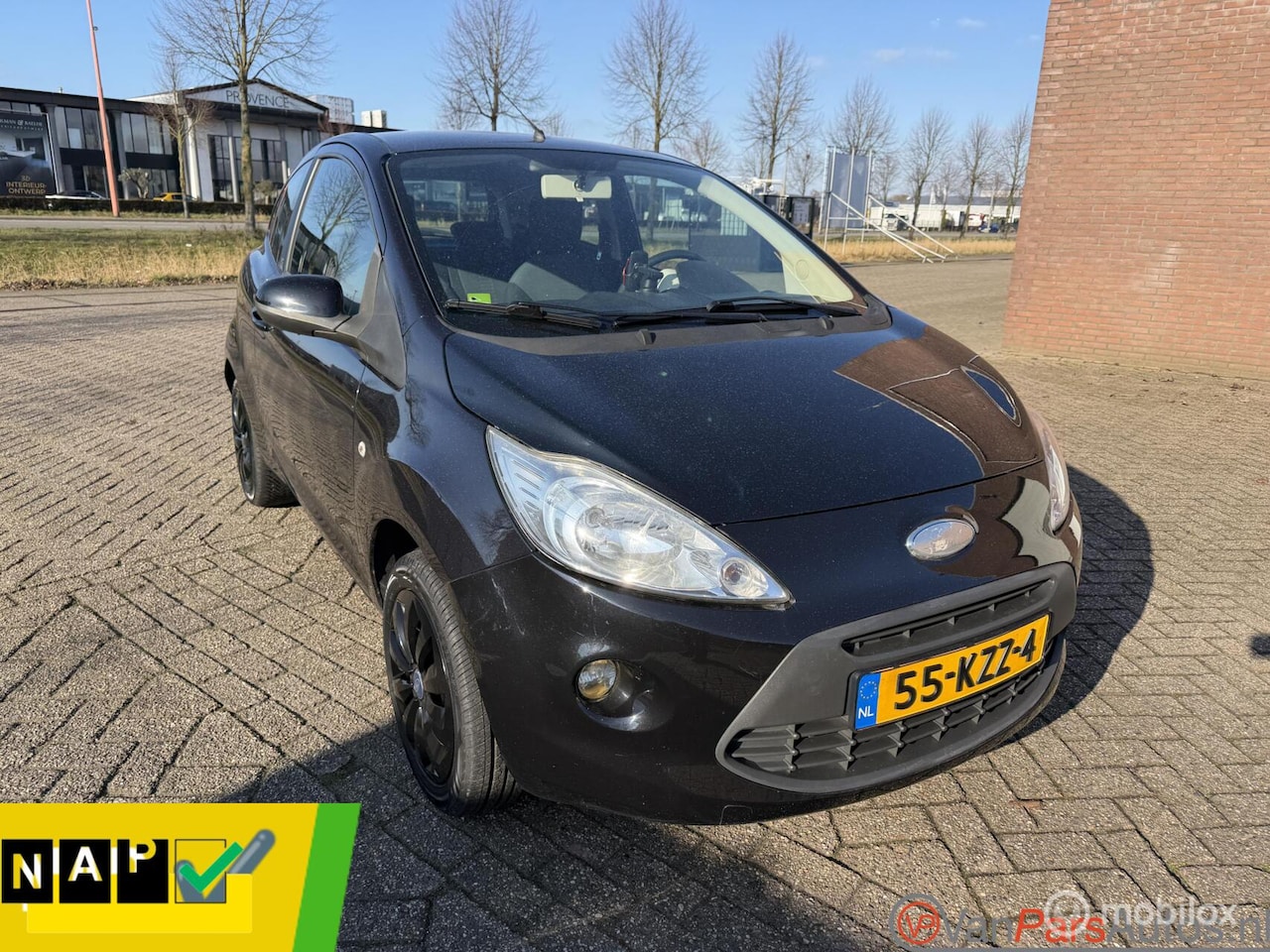 Ford Ka - 1.2 Titanium X 1.2 Titanium X,Airco,2de eigenaar! - AutoWereld.nl