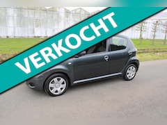 Toyota Aygo - 1.0-12V Comfort 5 Drs met Navigatie