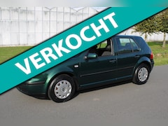 Volkswagen Golf - 1.4-16V Trendline 5 Drs