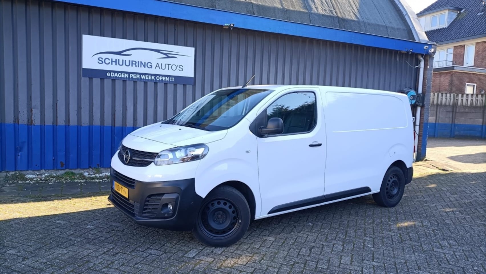 Opel Vivaro - 2.0 CDTI L2H1 Edit. - AutoWereld.nl