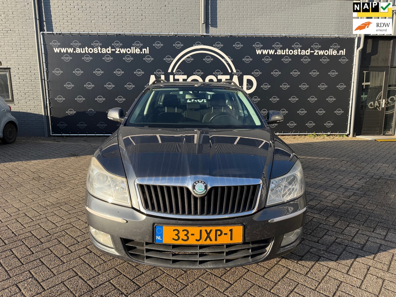 Skoda Octavia Combi - 1.4 TSI Ambition Business Line NL-Auto/NAP/APK/Airco - AutoWereld.nl