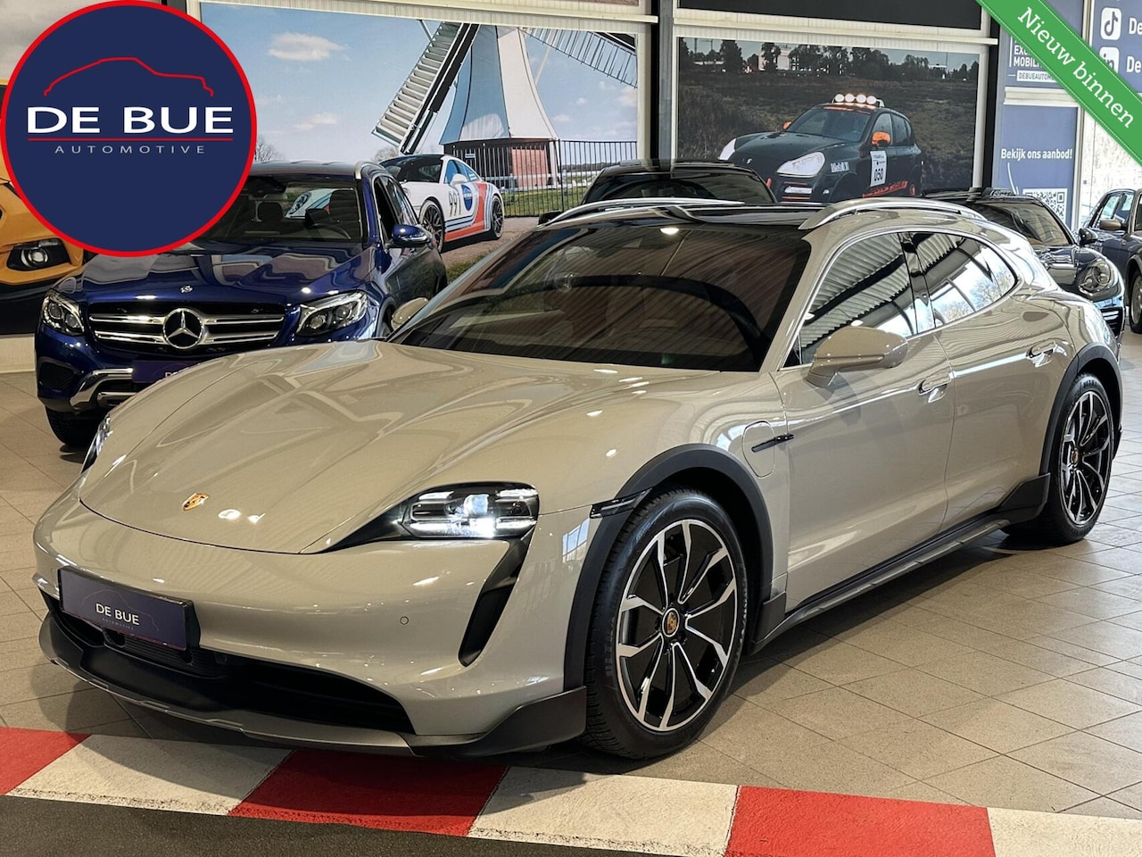 Porsche Taycan Cross Turismo - 4 93 kWh Performance|Krijt|1 Eig.|Org NL NAP|BTW|Chrono|HUD|Panoramadak|LED|PSCB|OffroadDe - AutoWereld.nl
