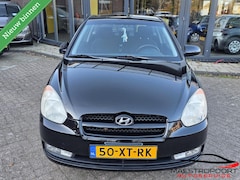 Hyundai Accent - 1.4i Dynamic Joy