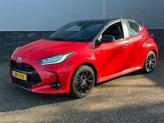 Toyota Yaris - 1.5 Hybrid Executive Limited Automaat 116pk , Head up, Stoel- & Stuur verwarming, BSM, PDC