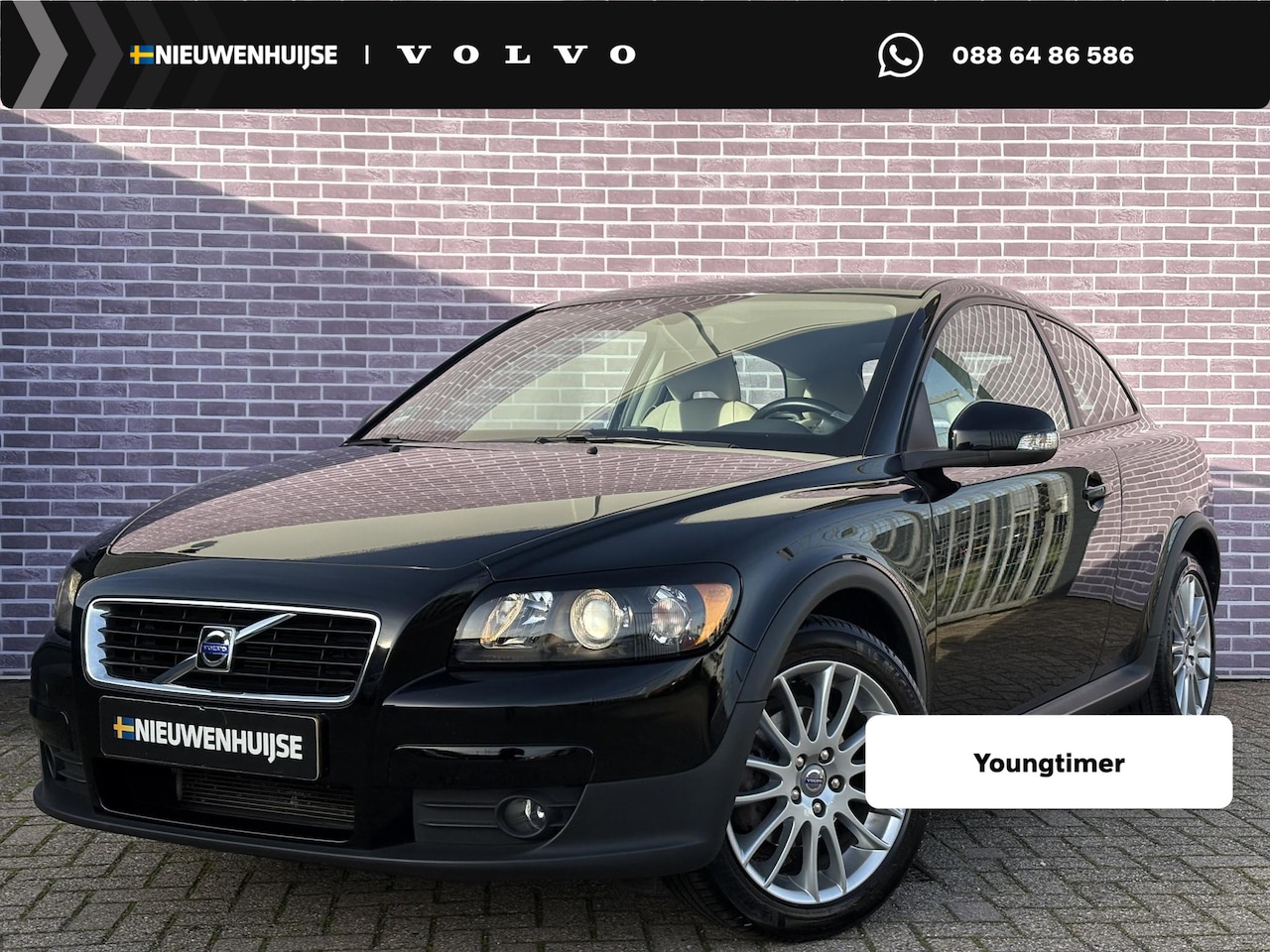 Volvo C30 - 1.8 Sport | Leder | Bluetooth | 17"lm velgen | High Performance Audio | Cruise control | C - AutoWereld.nl