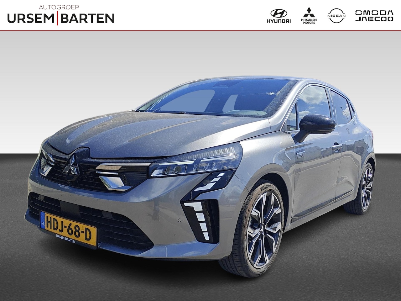 Mitsubishi Colt - 1.6 HEV Instyle | Navigatie | Smart Key | Carplay | Achteruitrijcamera - AutoWereld.nl