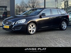 Volvo V60 - 1.6 T3 Momentum Trekhaak