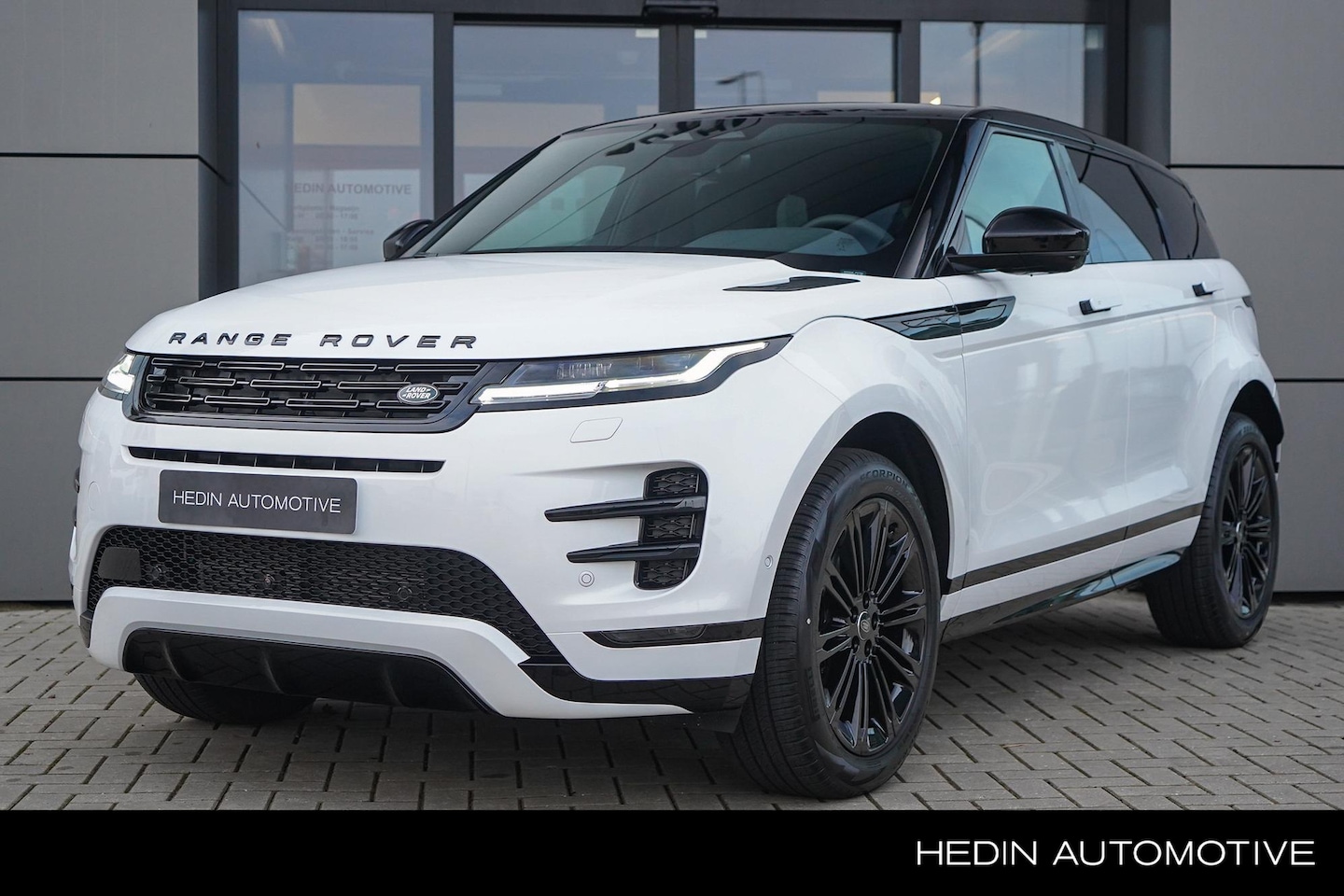 Land Rover Range Rover Evoque - P270e Business Dynamic Edition l Ostuni White l Comfort Pack l Black Pack - AutoWereld.nl