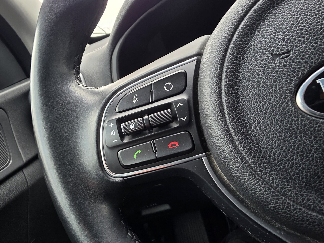 Kia Sportage - 1.6 GDI 1.6 GDI, 33dkm NAP! Camera! Carplay! Zondag OPEN! - AutoWereld.nl