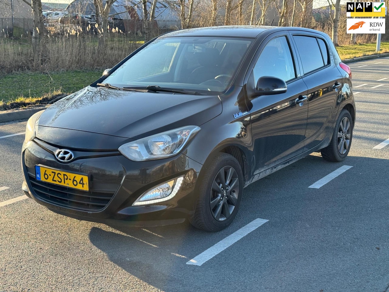 Hyundai i20 - 1.2i Go! / AIRCO / NAP - AutoWereld.nl