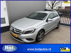 Mercedes-Benz A-klasse - 180 Edition XENON / TREKHAAK / CRUISE CONTROL / AIRCO / SENSOREN V+A / LMV