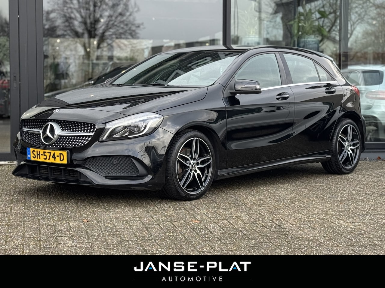 Mercedes-Benz A-klasse - 160 Sport Edition AMG Camera - AutoWereld.nl