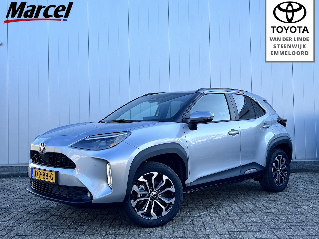 Toyota Yaris Cross - 1.5 Hybrid 130 Dynamic Comfort Pack Stoel stuur Verwarmd Parkeersensoren BSM - AutoWereld.nl