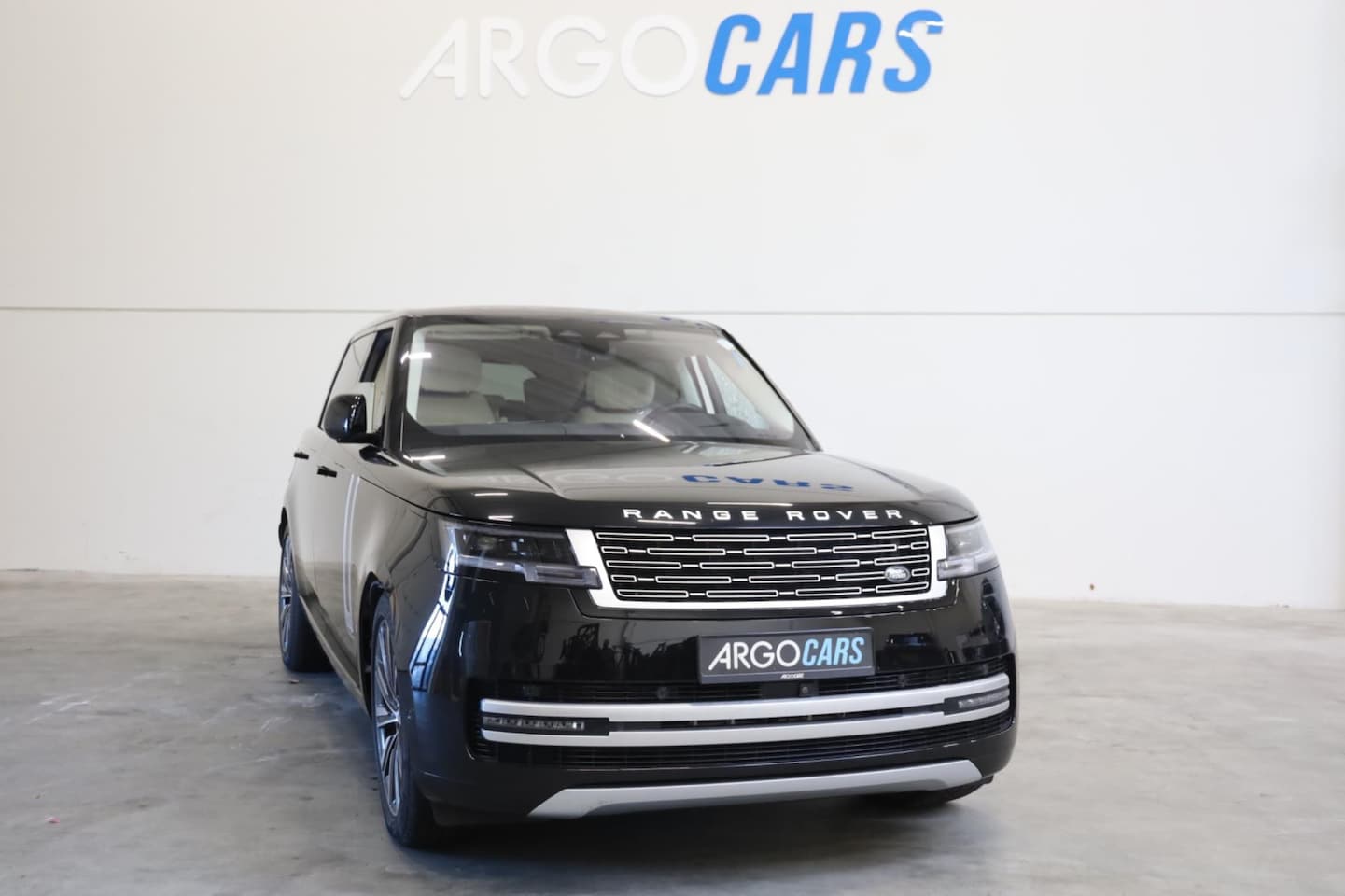 Land Rover Range Rover - 4.4 P530 Autobiography RIJDBARE SCHADE AUTO FAHRT IM HOFFF FULL OPTIONS - AutoWereld.nl