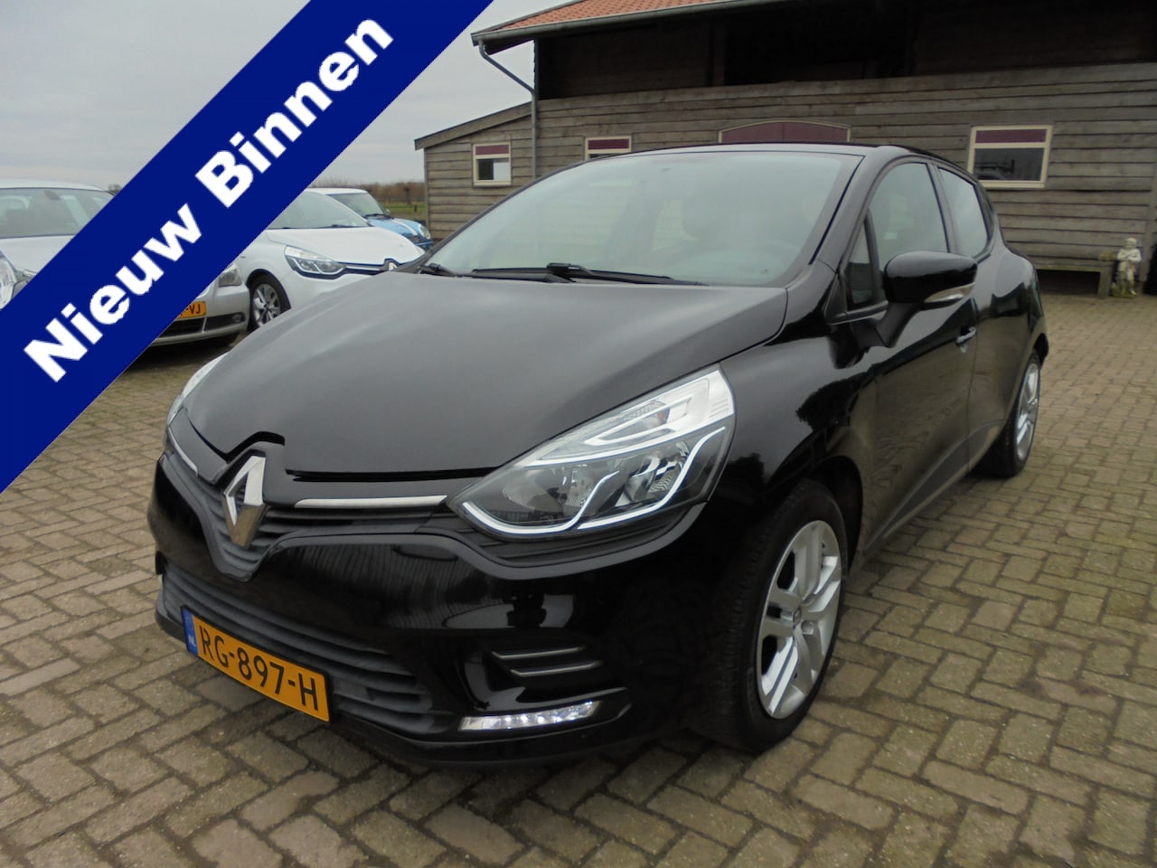 Renault Clio - 0.9 TCe Zen **95.000 org.km.NAP**NL-AUTO**NAVI**CRUISE**LED** - AutoWereld.nl