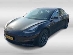 Tesla Model 3 - Long Range AWD 75 kWh / Autopilot / Panoramadak / Camera / Premium Audio / 18'' / Leder /