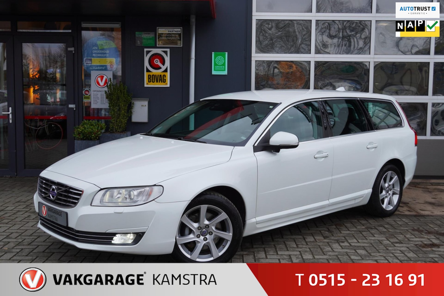Volvo V70 - 2.0 T5 Nordic+ 245 PK NAP Navi/Cam/Leder/Xenon - AutoWereld.nl