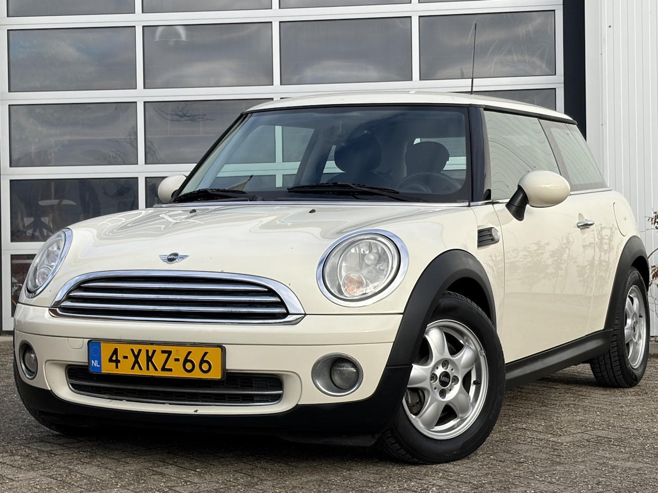 MINI One - Mini 1.4 Salt 95pk | Nieuwe distributieketting | Airco | Audioinstallatie met cd-speler | - AutoWereld.nl