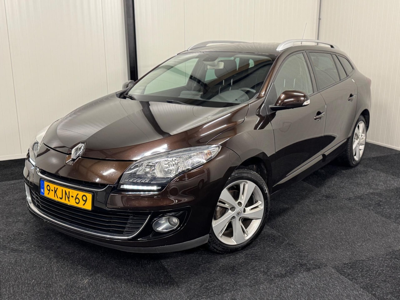 Renault Mégane Estate - 1.2 TCe Collection 2013 KEYLESS/CLIMA/TREKHAAK/CRUISE/NAVI/LED - AutoWereld.nl