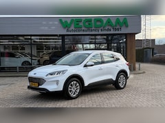 Ford Kuga - 2.5 PHEV TITANIUM / Trekhaak + Winter pack