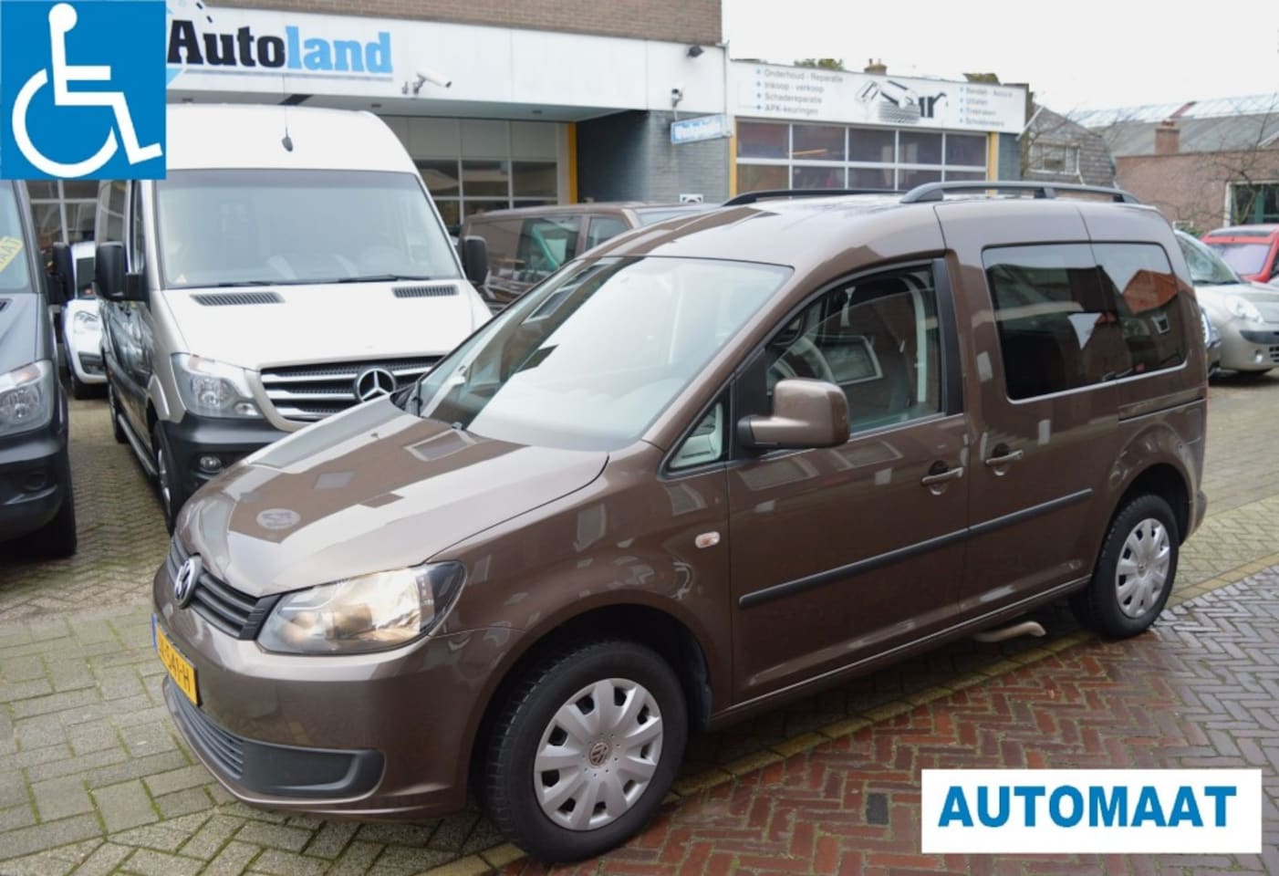 Volkswagen Caddy - TDi Luxe ROLSTOELAUTO AUTOMAAT - AutoWereld.nl