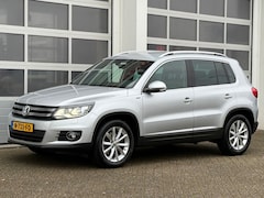 Volkswagen Tiguan - 1.4 TSI 160PK Lounge Aut. Navi Camera Trekhaak