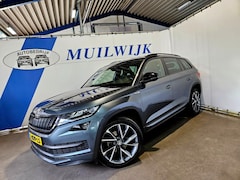 Skoda Kodiaq - 1.5 TSI Sportline Business / Trekhaak / Pano / NL Auto