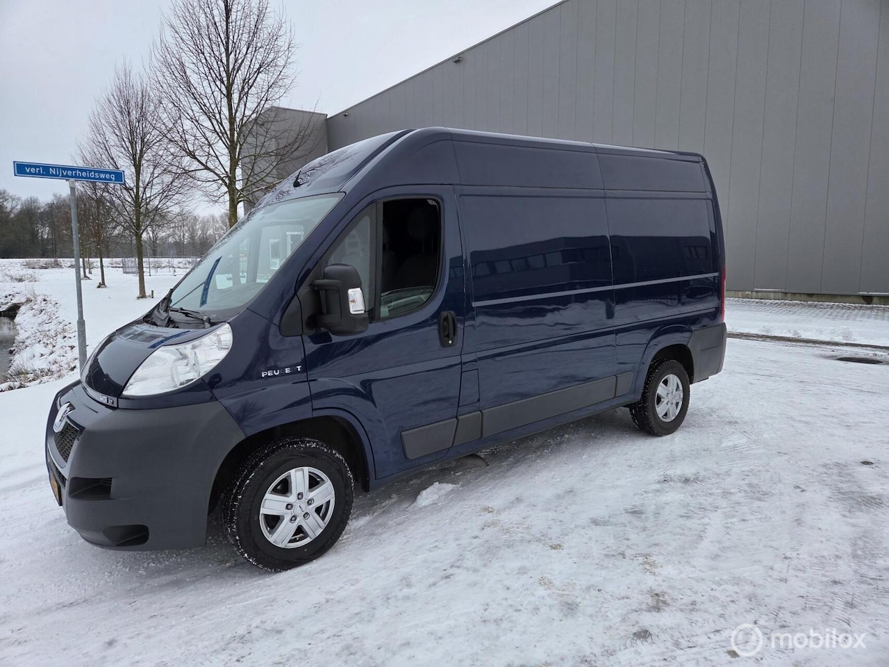 Peugeot Boxer - Bestel 330 3.0 HDI L2H2 - AutoWereld.nl