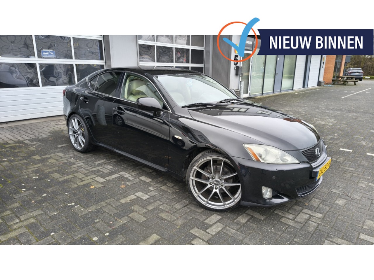 Lexus IS - 250 Business Luxury 2500 V6 - AutoWereld.nl