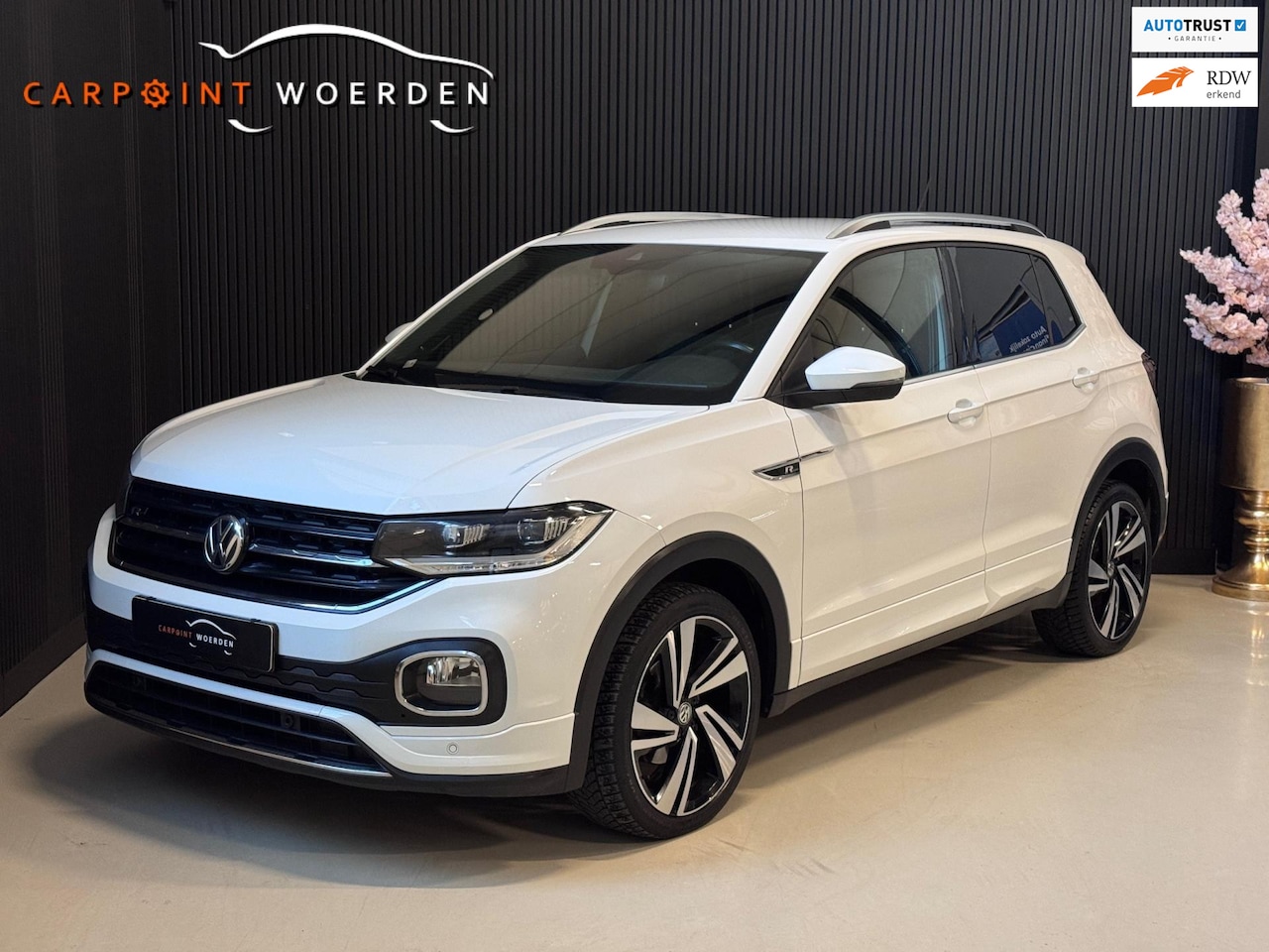 Volkswagen T-Cross - 1.0 TSI 3X R-Line DSG | VIRTUAL | LED | CAMERA | VOL! - AutoWereld.nl