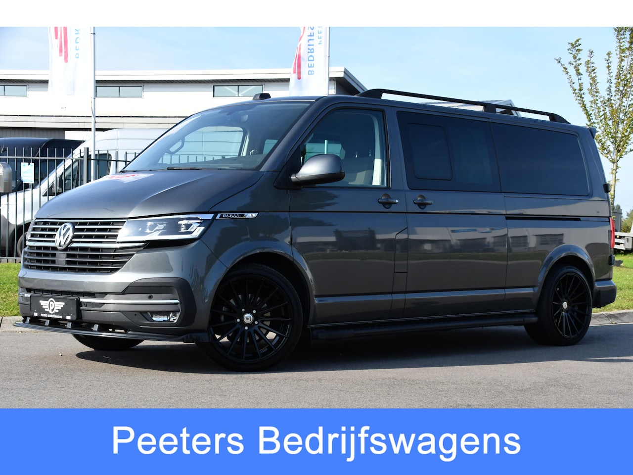 Volkswagen Transporter - 2.0 TDI L2H1 30 DC Bulli Virtual, Carplay, Camera, LED, 150pk, 2 x Schuifdeur, Automaat, T - AutoWereld.nl
