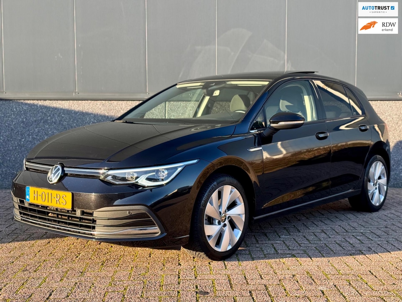Volkswagen Golf - 1.5 TSI Style Pano/Led/Carplay/Massage - AutoWereld.nl
