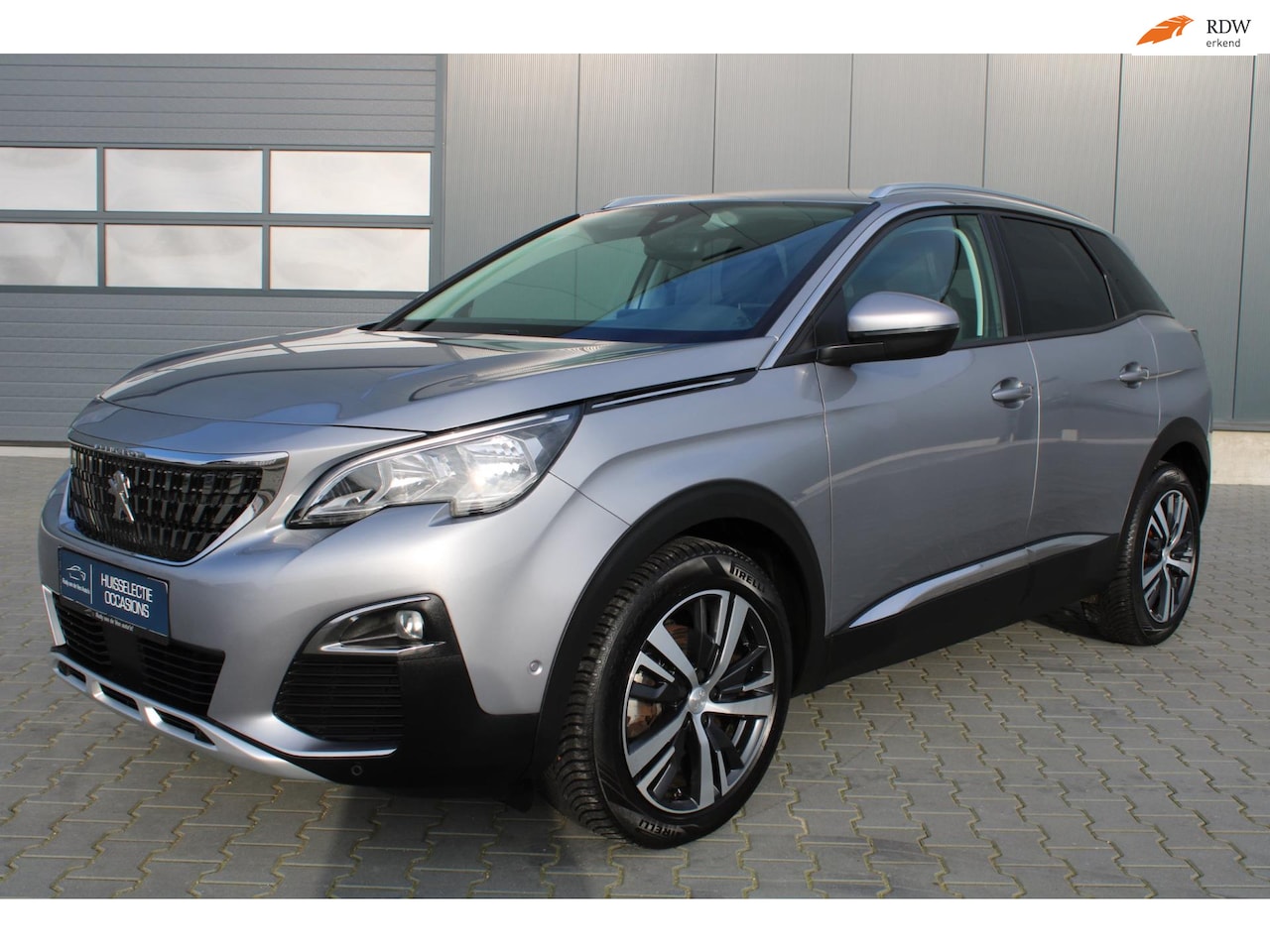 Peugeot 3008 - 1.2 PureTech Allure CARAVANTREKKER - AutoWereld.nl
