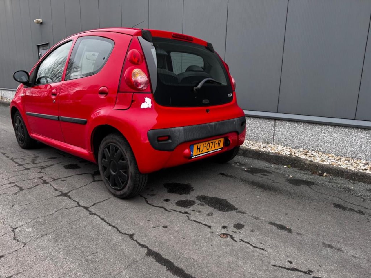 Peugeot 107 - 1.0-12V XR 1.0-12V XR