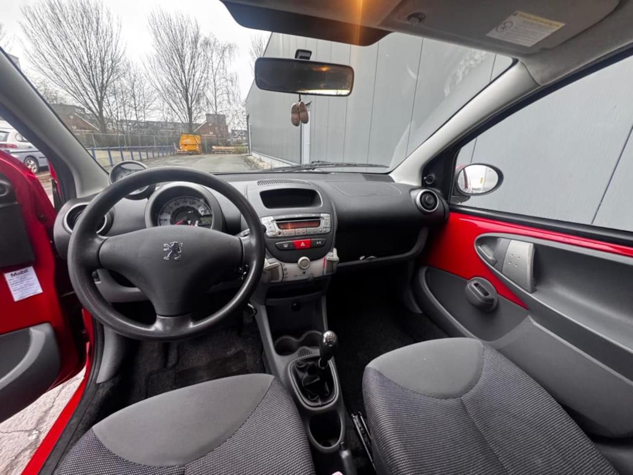 Peugeot 107 - 1.0-12V XR